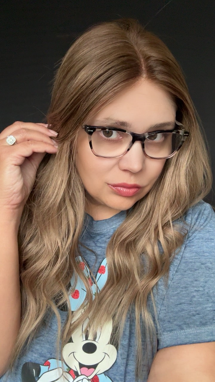 London Medium Lace Top Wig-The Fine Collection