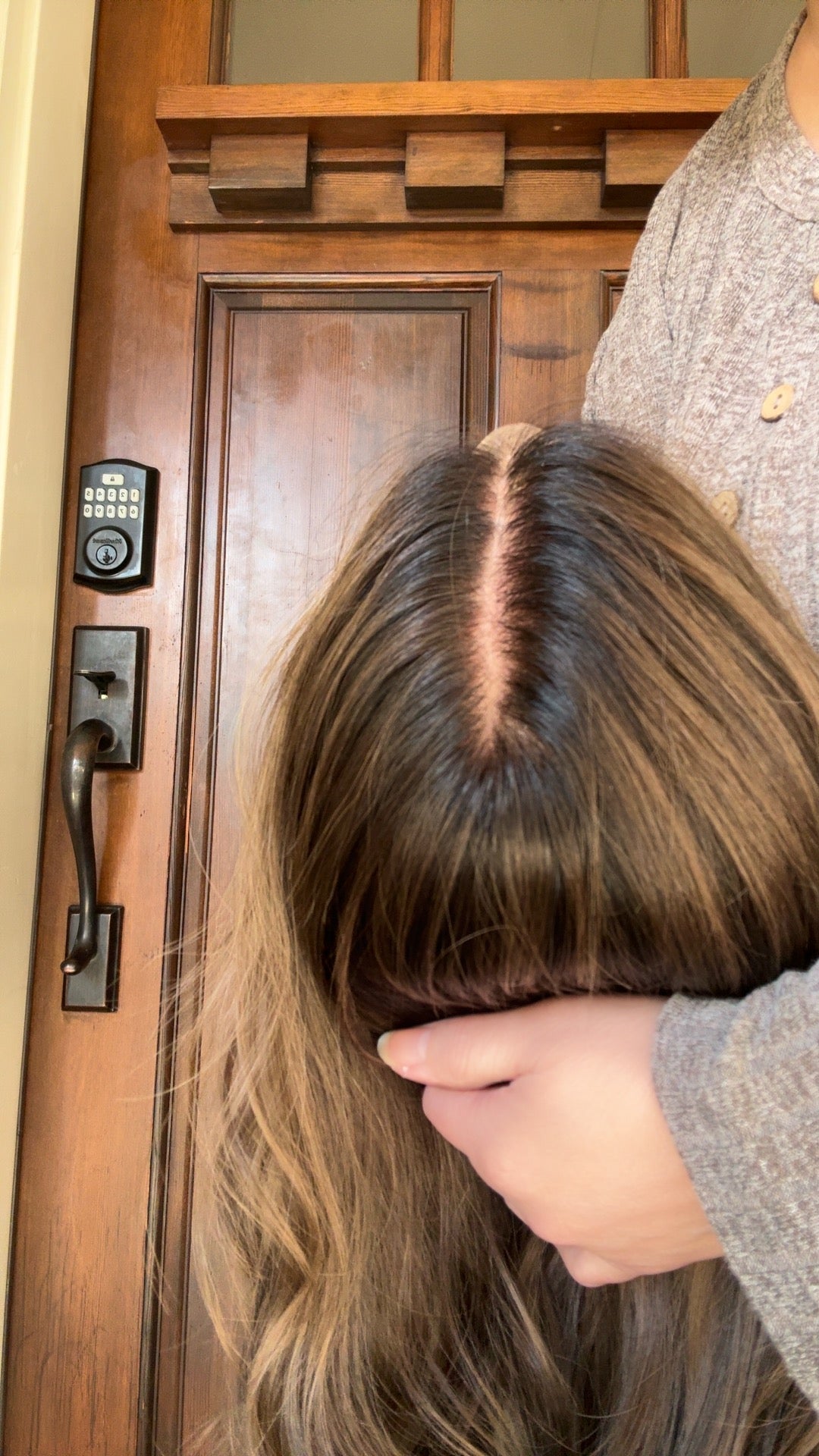 Calista Small Lace Top Wig Clipless Cap With Silicone