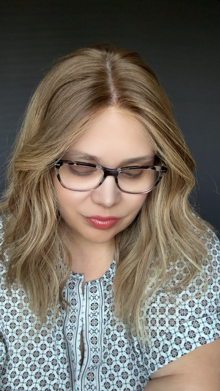 Ava Medium Lace Top Wig- The Fine Collection