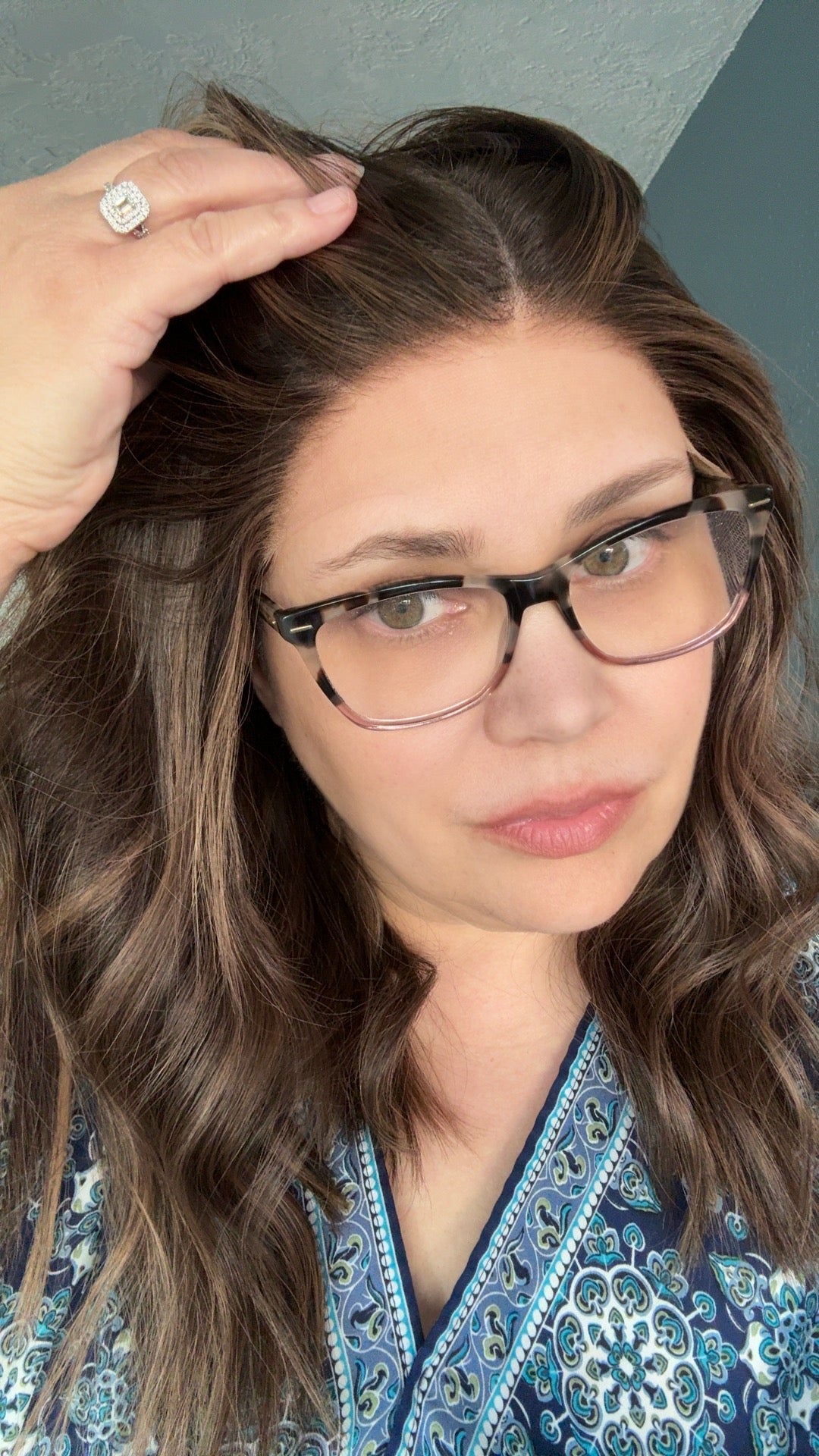 Madison Medium Glueless Lace Top Wig-The Fine Collection