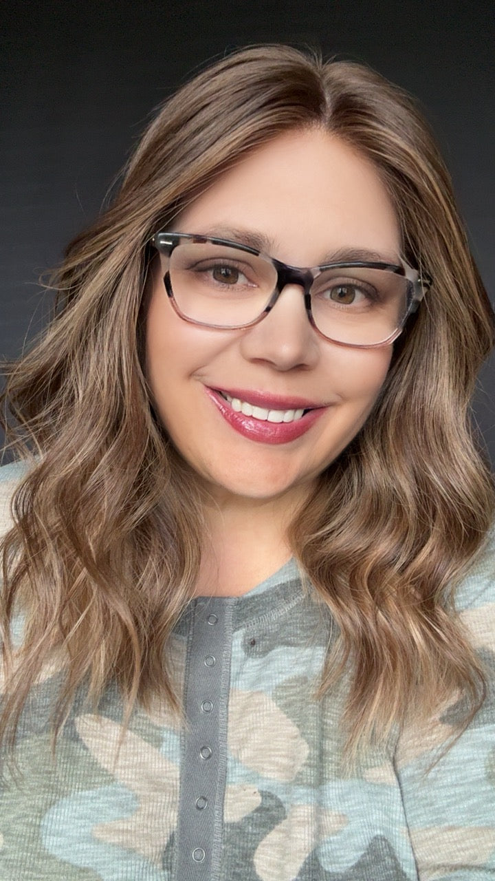 Zora Medium Lace Top Wig -The Fine Collection