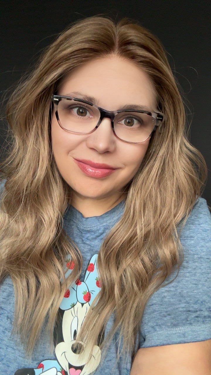 London Medium Lace Top Wig-The Fine Collection