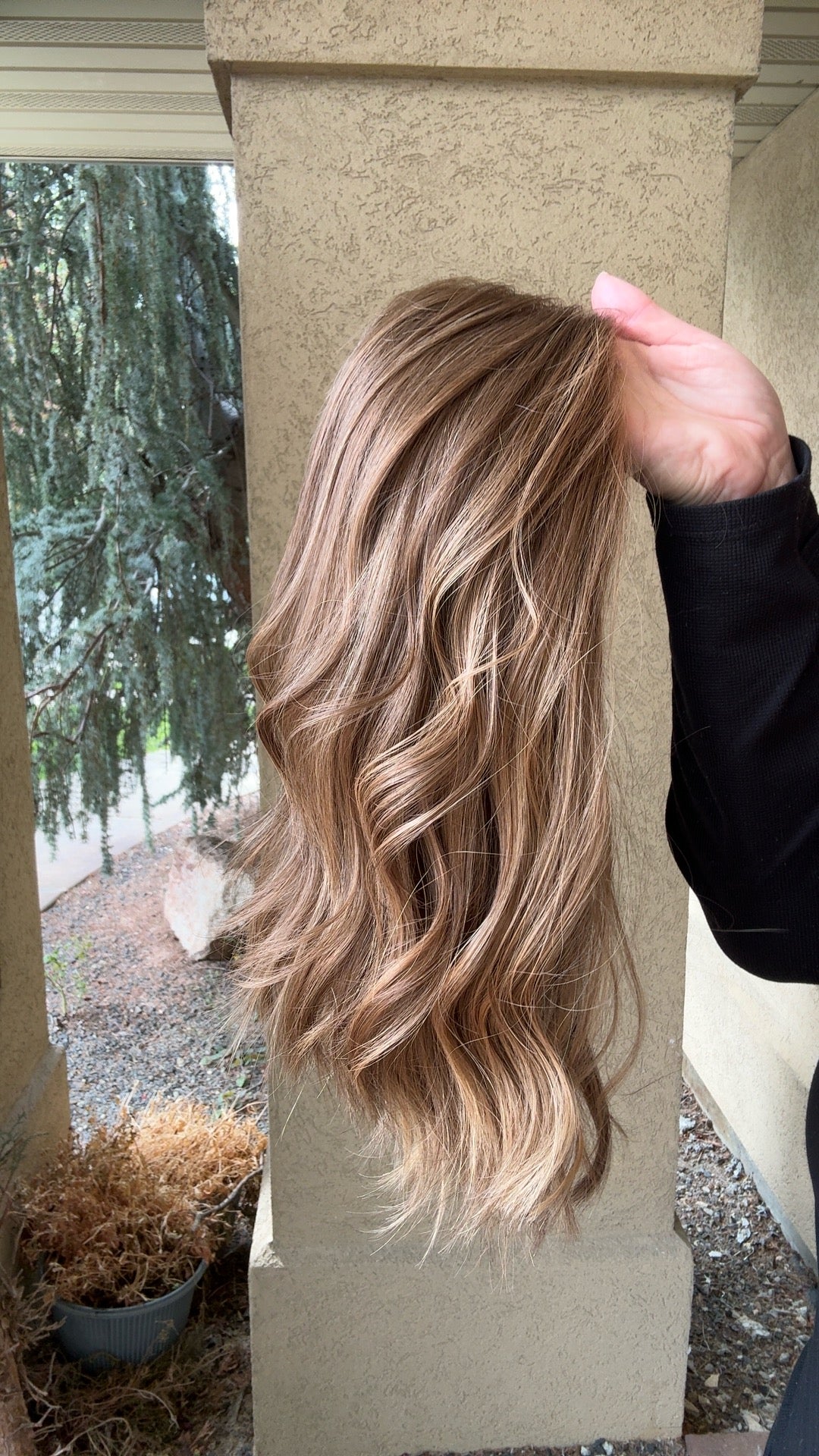 Kayla Medium Cap Lace Top Wig With Silcone