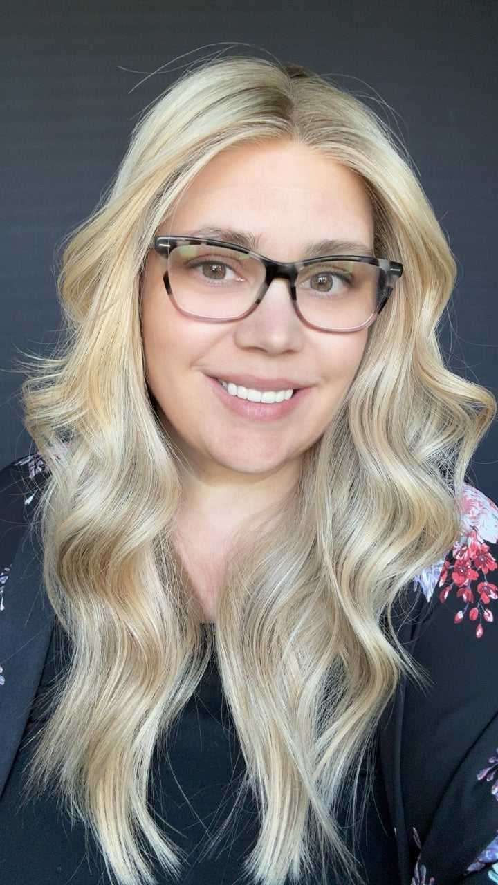 Callie Medium Cap Lace Top Wig-The Fine Collection