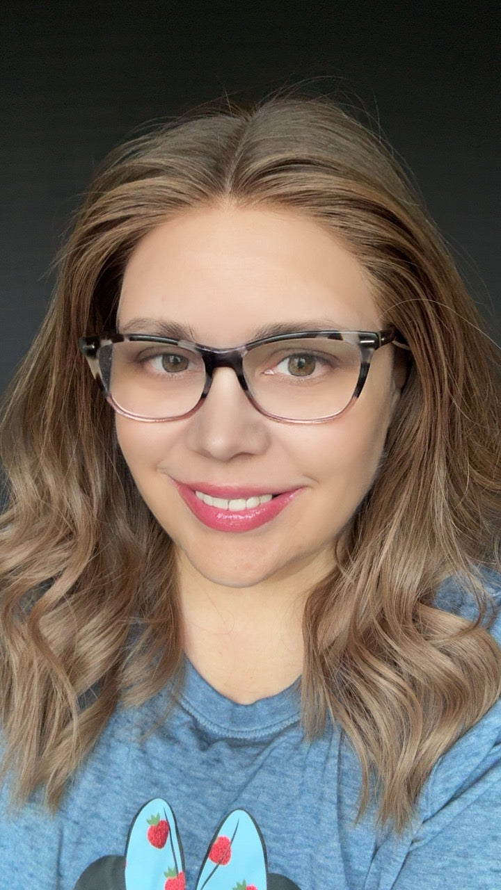 Nicole Small Lace Top Wig - The Fine Collection