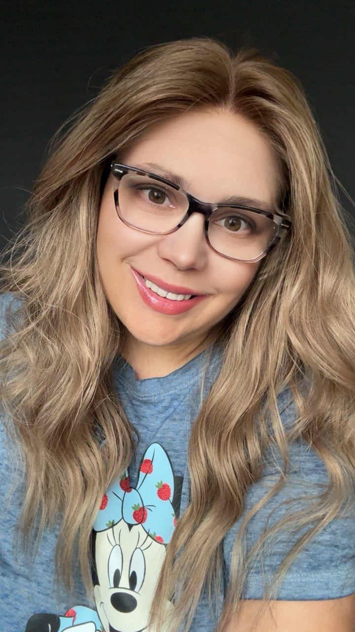 London Medium Lace Top Wig-The Fine Collection