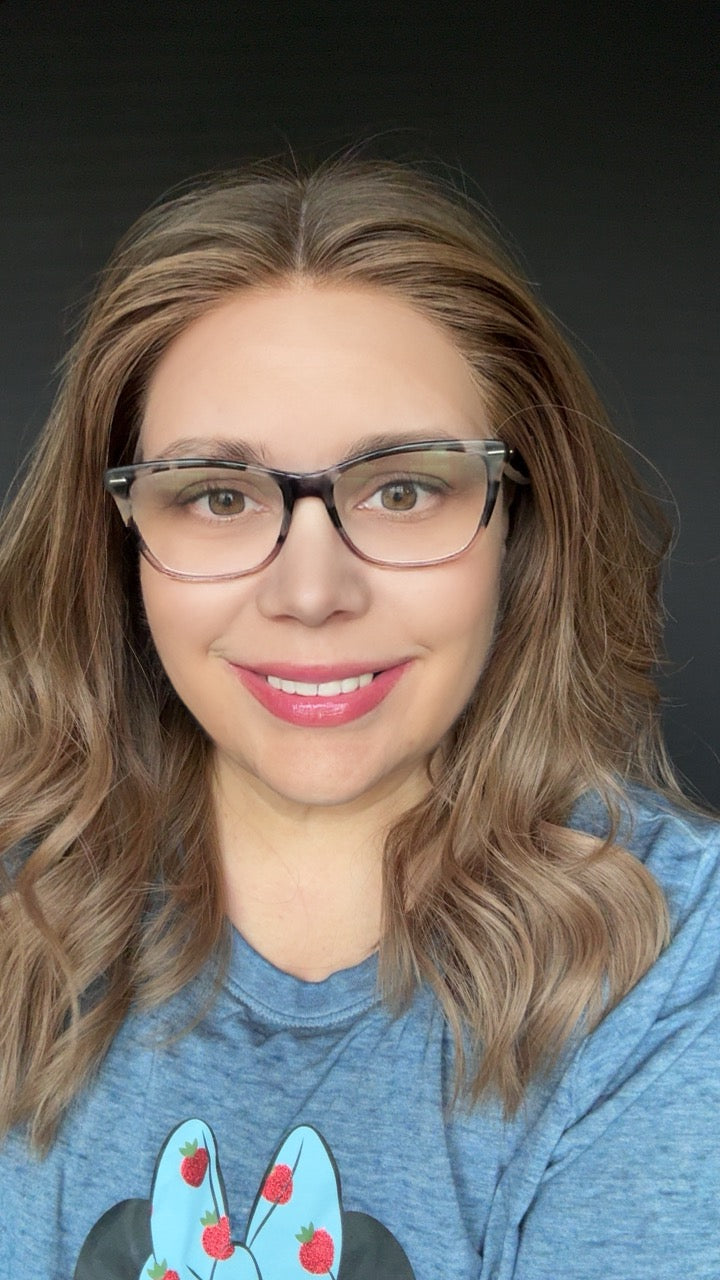 Nicole Small Lace Top Wig - The Fine Collection