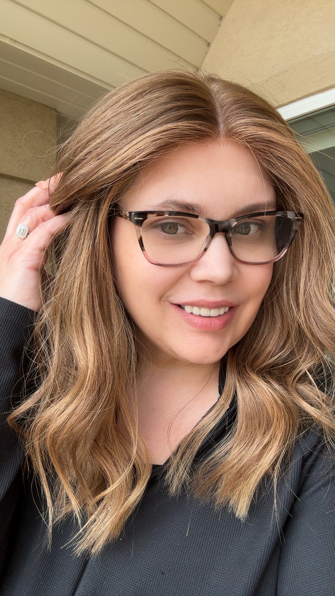Kayla Medium Cap Lace Top Wig With Silcone