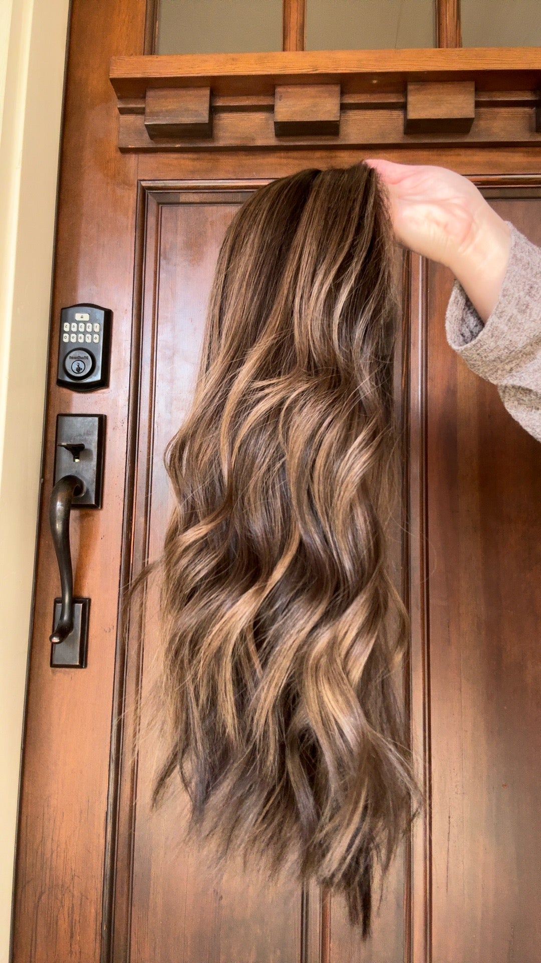 Calista Small Lace Top Wig Clipless Cap With Silicone