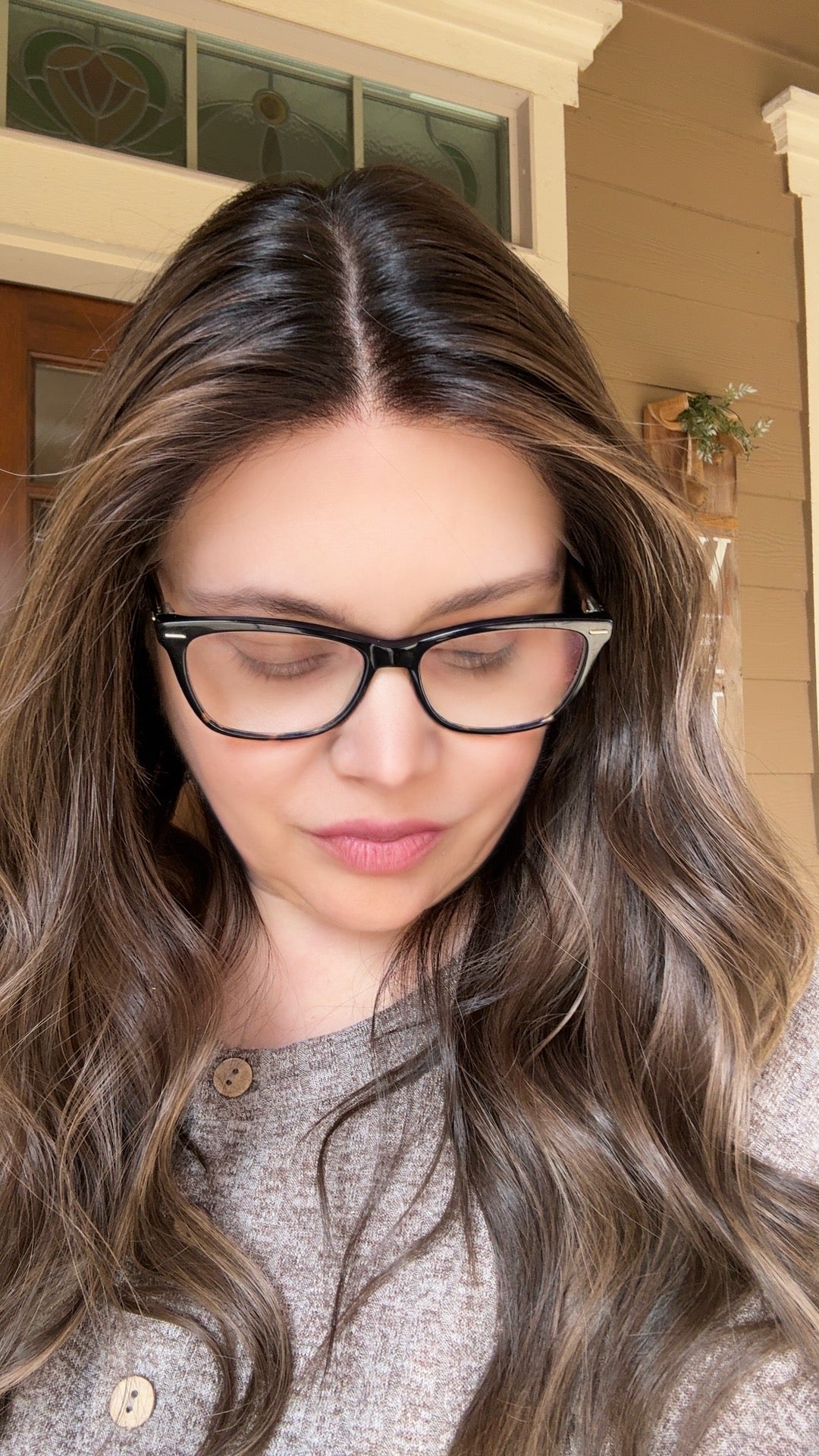 Calista Small Lace Top Wig Clipless Cap With Silicone