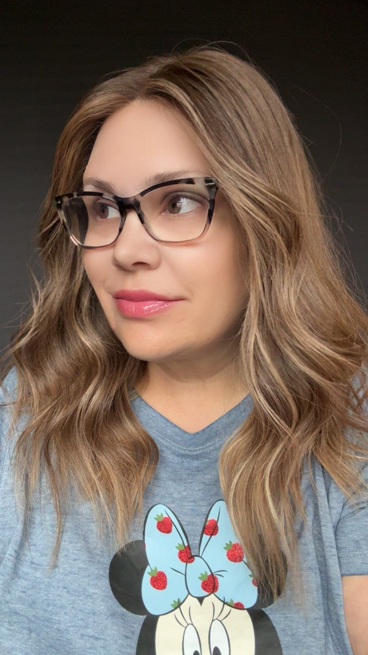 Zora Small Lower Density Lace Top Wig - The sleek Collection