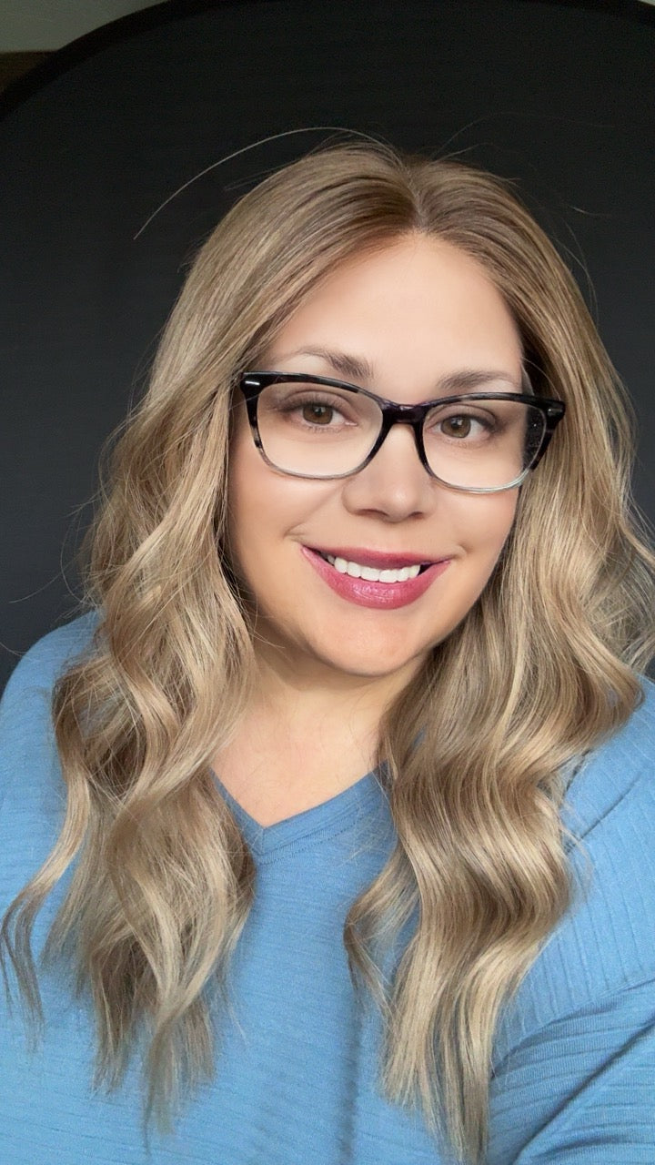 London Medium Lace Top Wig-The Fine Collection