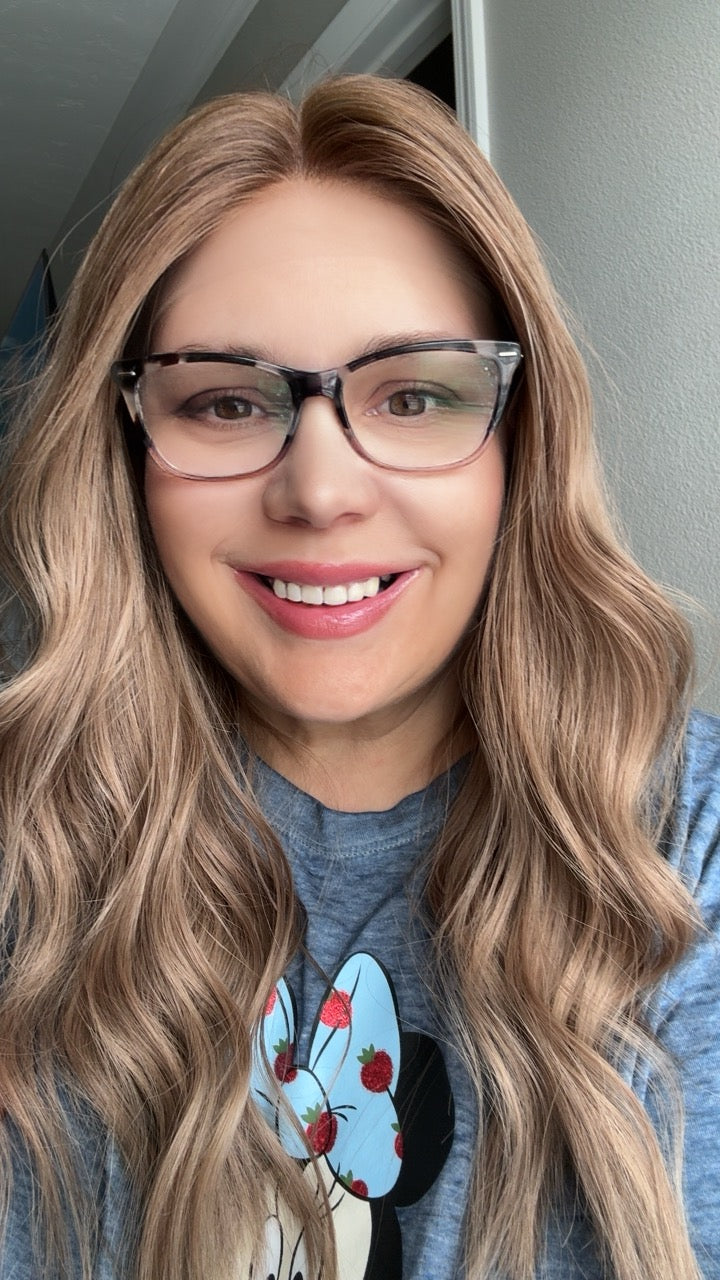 London Medium Lace Top Wig-The Fine Collection