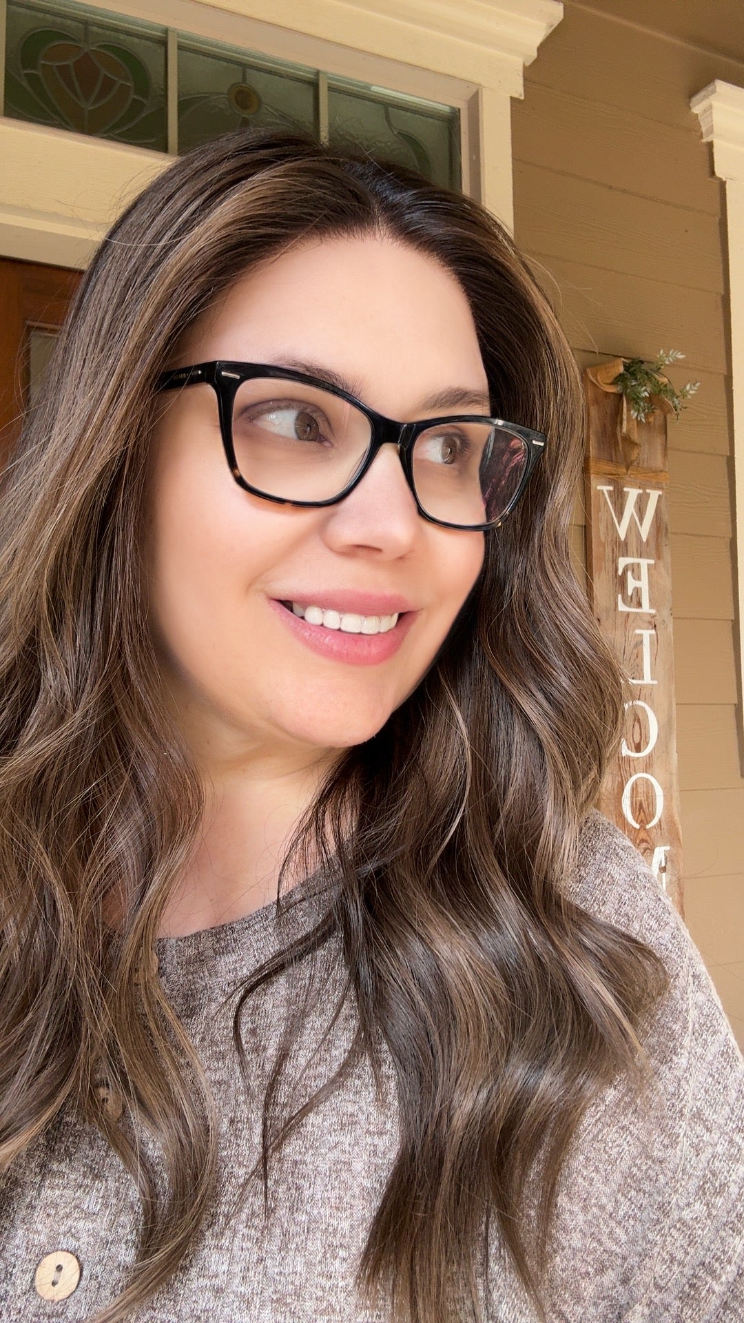 Calista Small Lace Top Wig Clipless Cap With Silicone