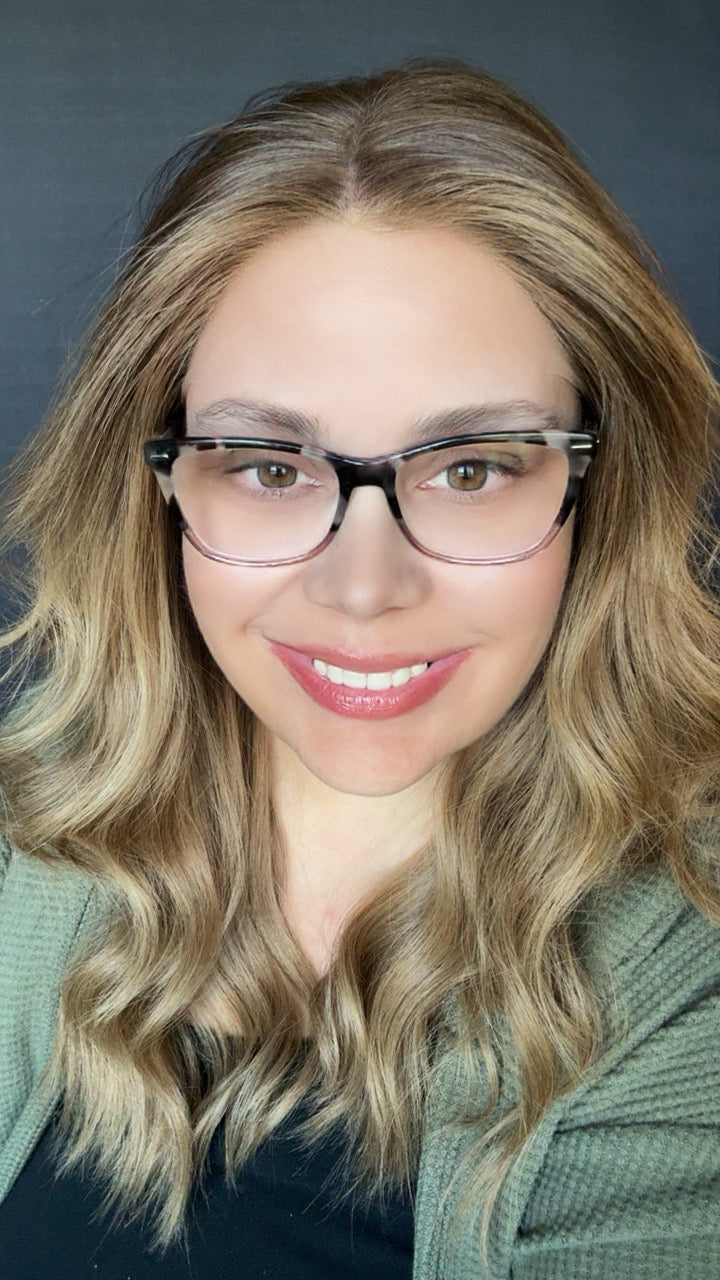 Taylor Medium Cap  Lace Top Wig | The Fine Collection