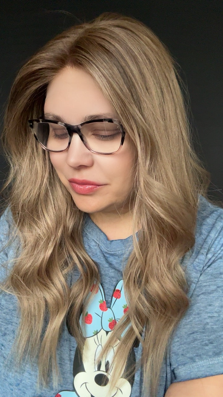London Medium Lace Top Wig-The Fine Collection
