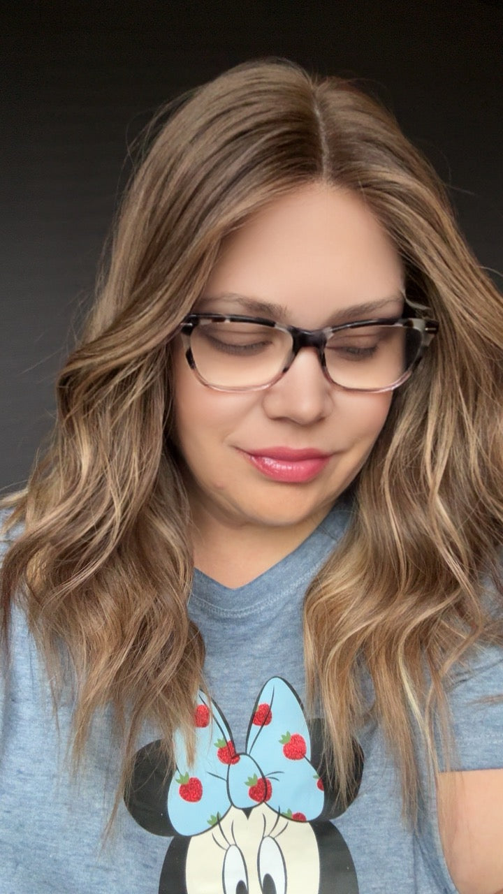 Zora Small Lower Density Lace Top Wig - The sleek Collection
