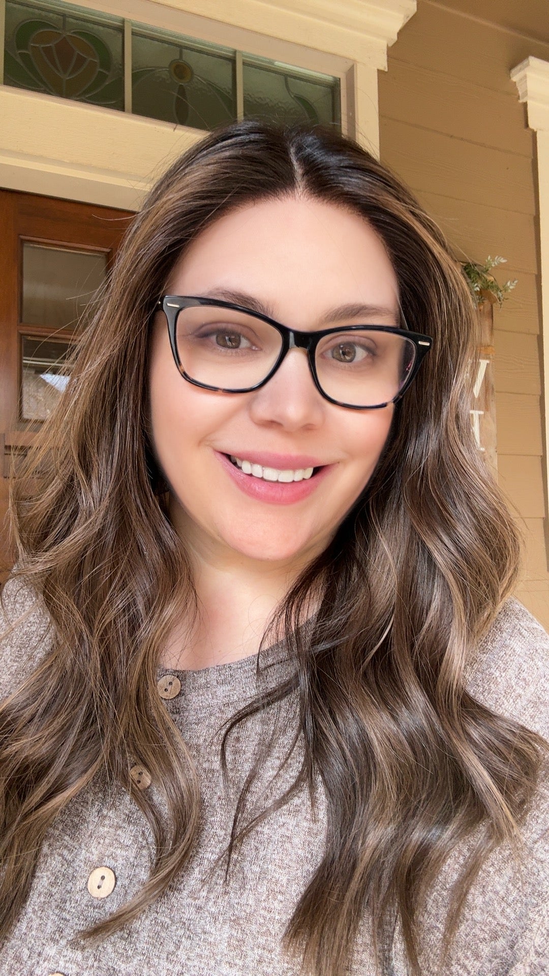 Calista Small Lace Top Wig Clipless Cap With Silicone