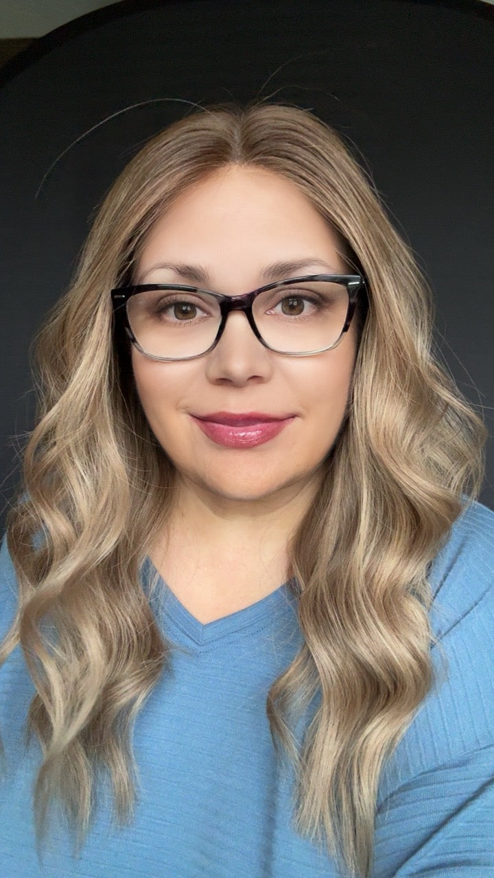 London Medium Lace Top Wig-The Fine Collection