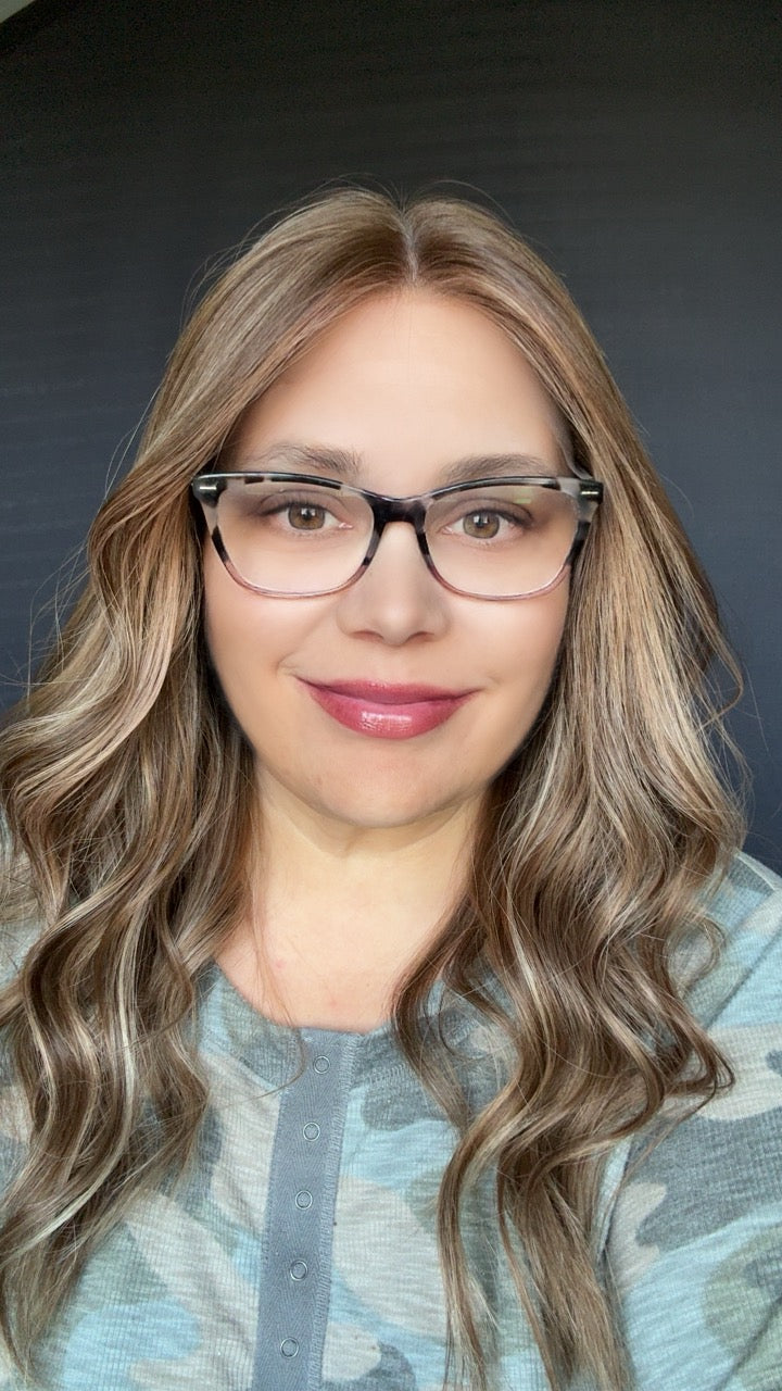 Lilly Medium Lace Top Wig -The Fine Collection