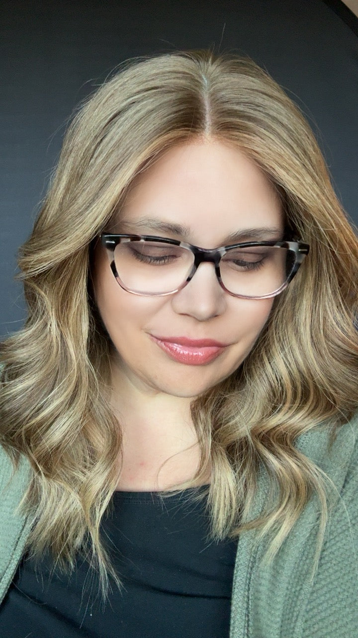 Kenzie Medium Cap Lace Top Wig With Silcone
