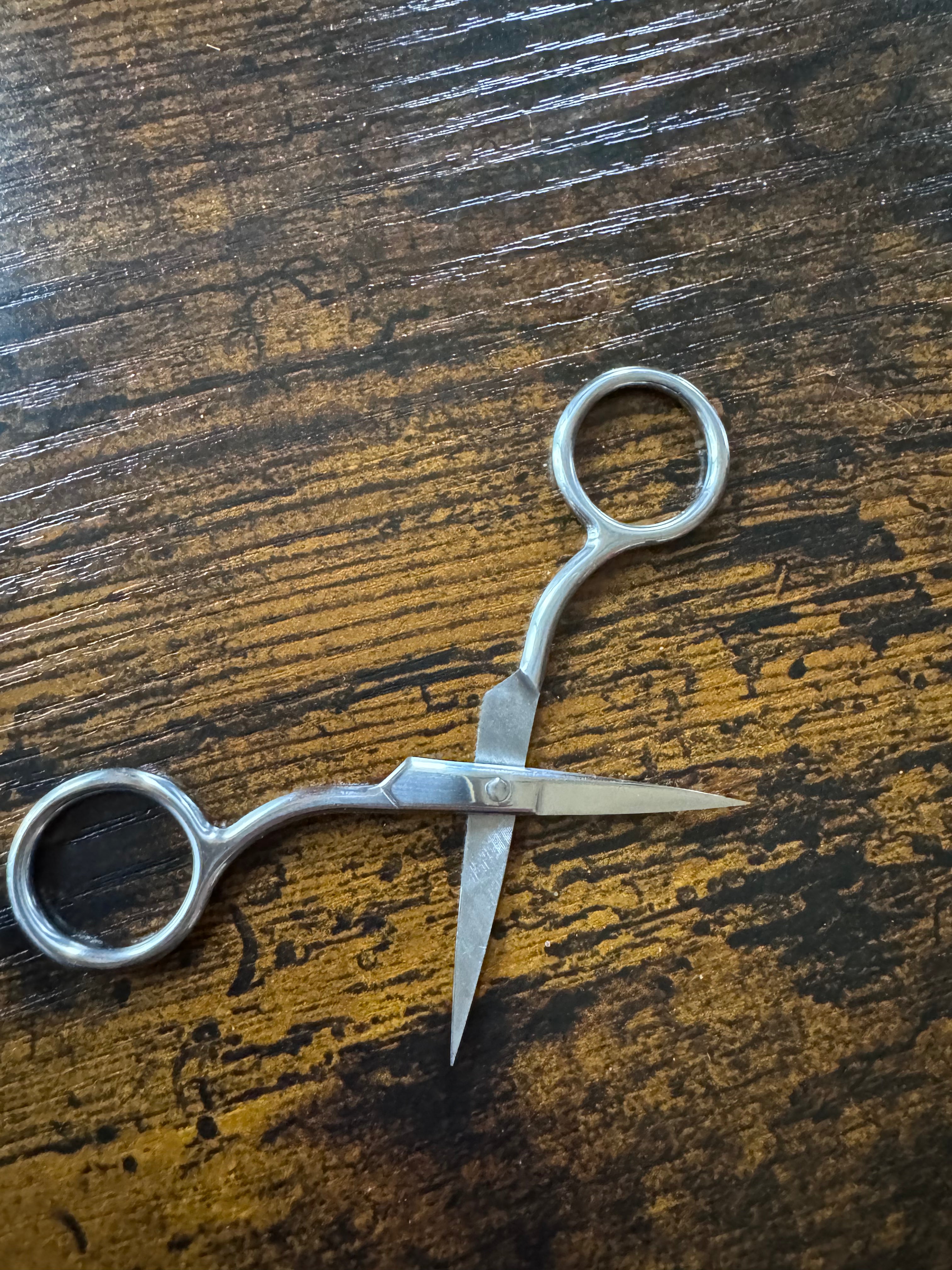 Lace Trimming Scissor Kit