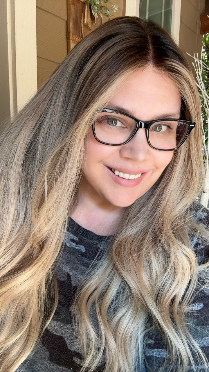 Very realist long hair wig