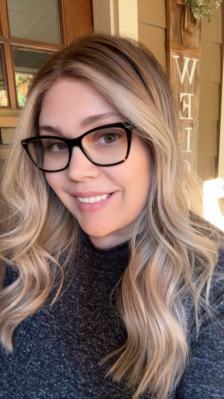 Tonya Small Lace Top Wig-The Fine Collection