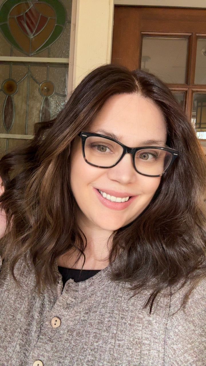 Kate Wavy XS Lace Top Wig- The Fine  Collection