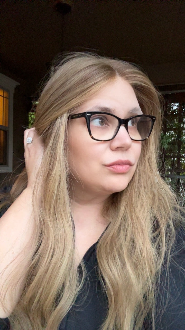 Dark Chloe Medium Lace Top Wig-The Sleek Collection)Lower Density WIG OF THE DAY