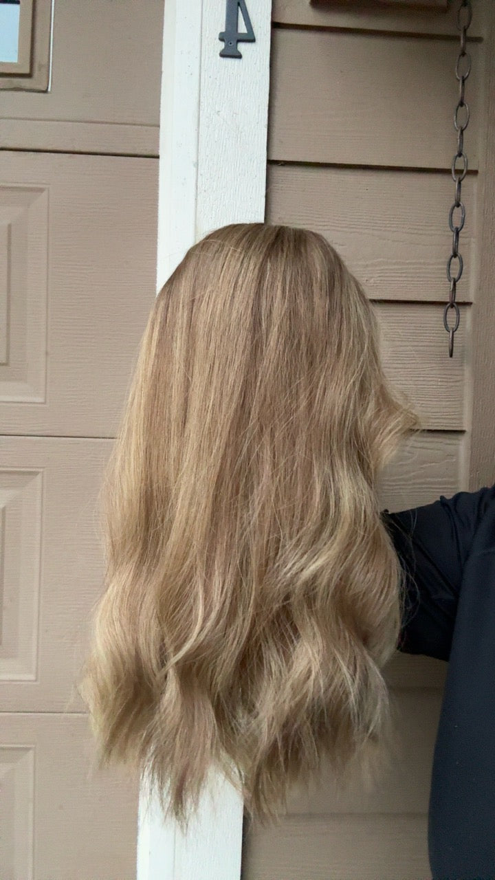 Dark Chloe Medium Lace Top Wig-The Sleek Collection)Lower Density WIG OF THE DAY