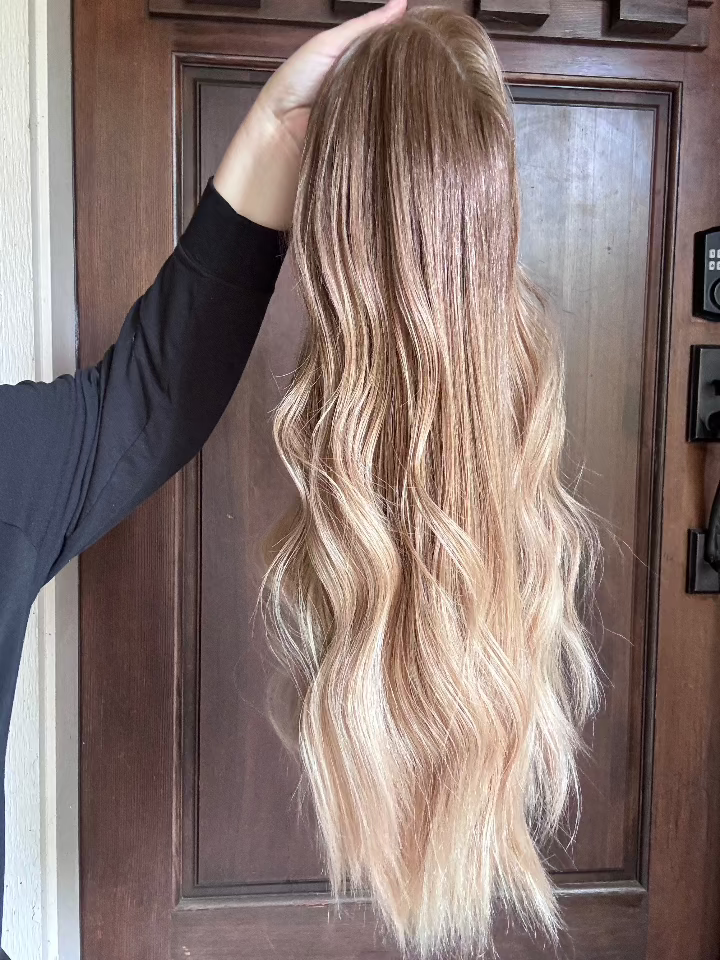 looks light and feels comfortable for a lace wig