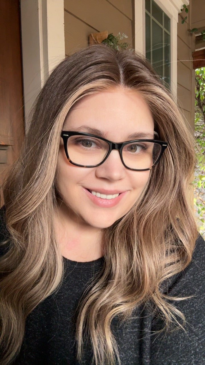 Riley Medium Cap Lace Top Wig - The Fine Collection