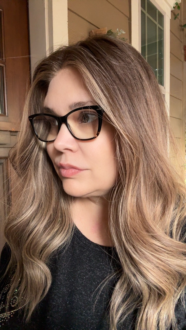 Riley Medium Cap Lace Top Wig - The Fine Collection