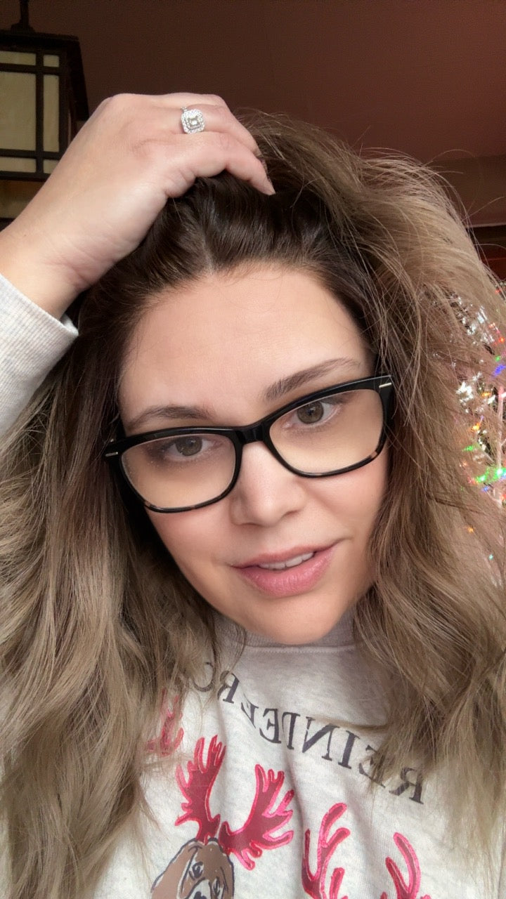 Maddie Small Lace Top Wig-The Fine Collection