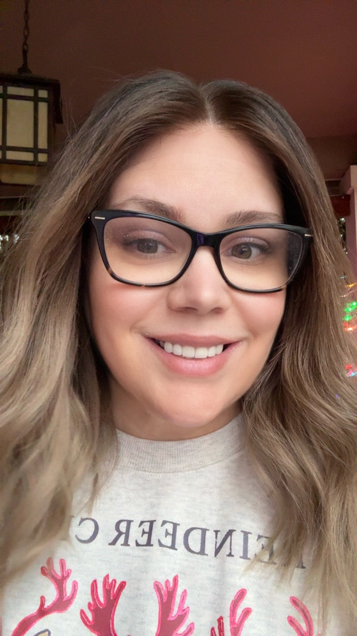 Maddie Small Lace Top Wig-The Fine Collection