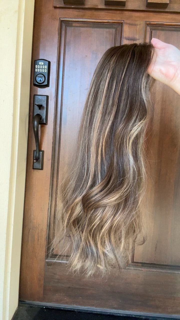 Savannah Small Lace Top Wig - The Fine Collection