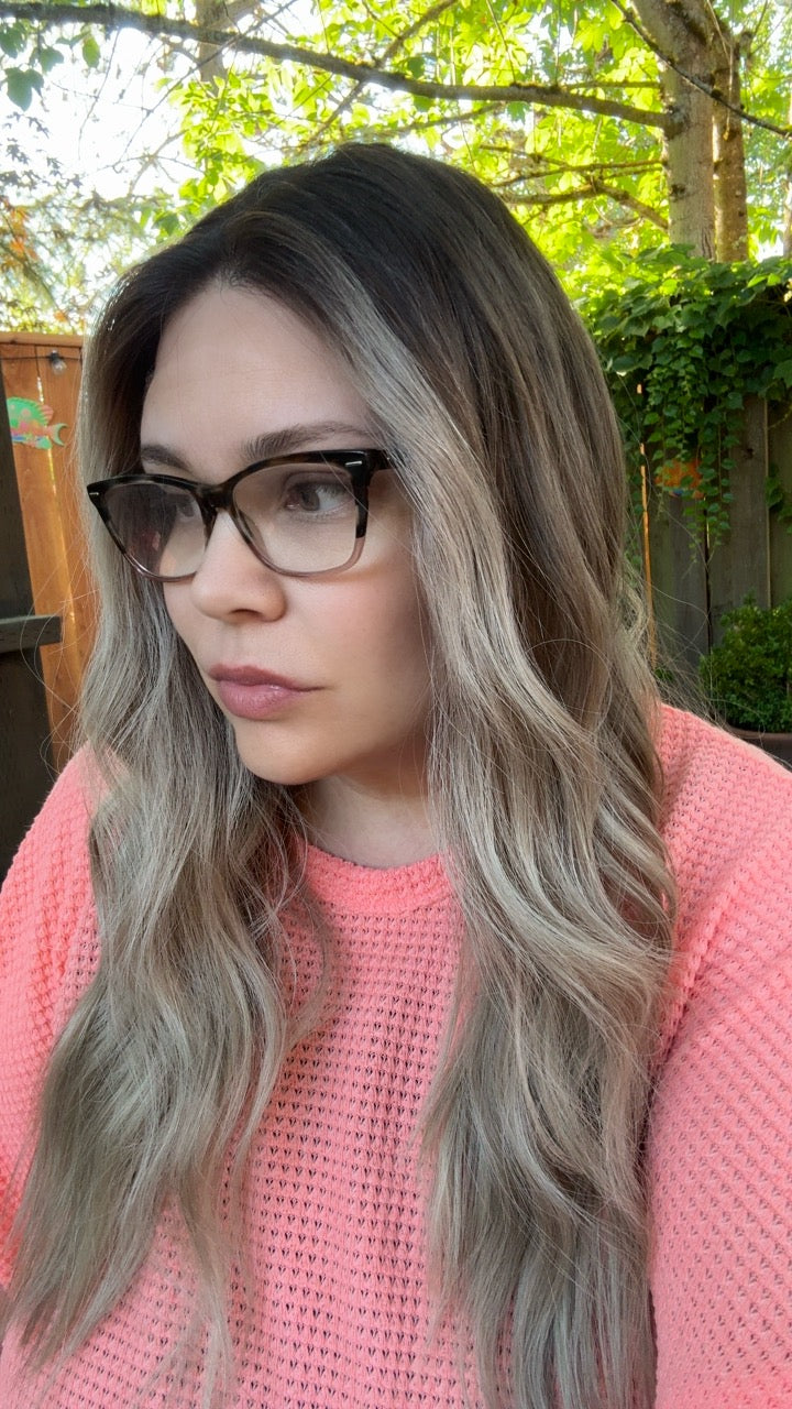 Blonde and brunette rooted 