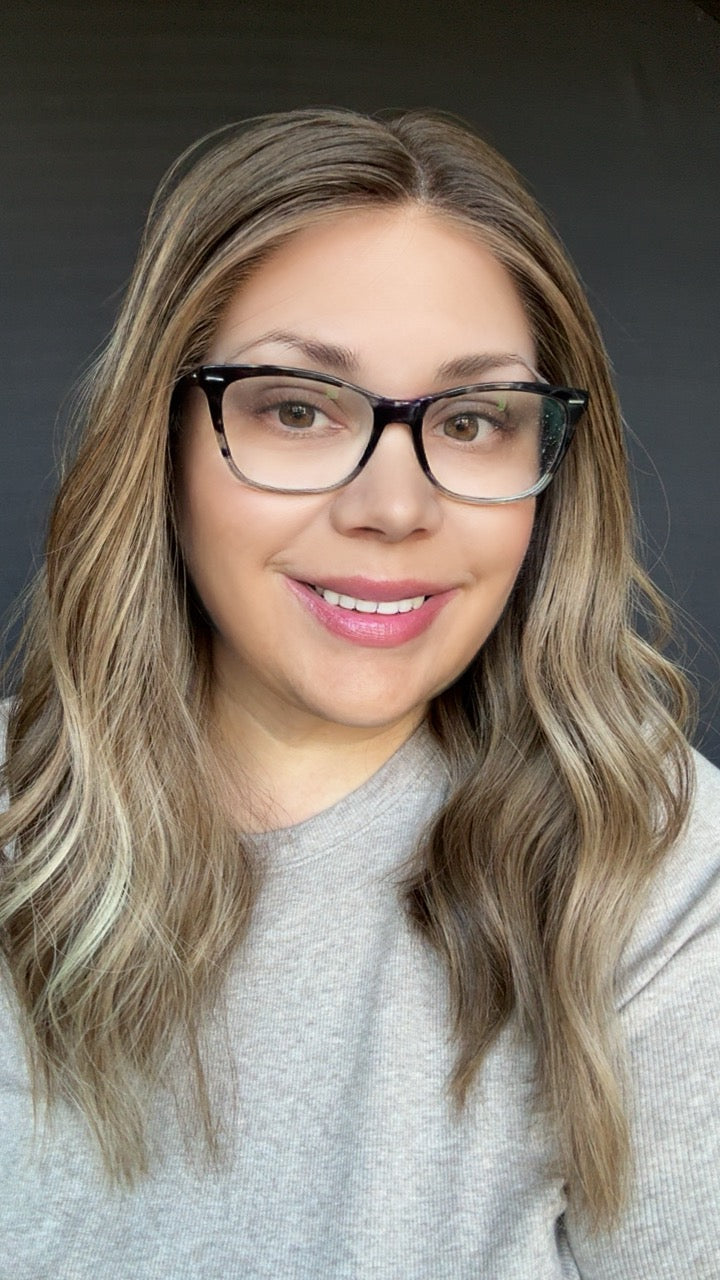 Hailey Small Lace Top Wig -The Fine Collection
