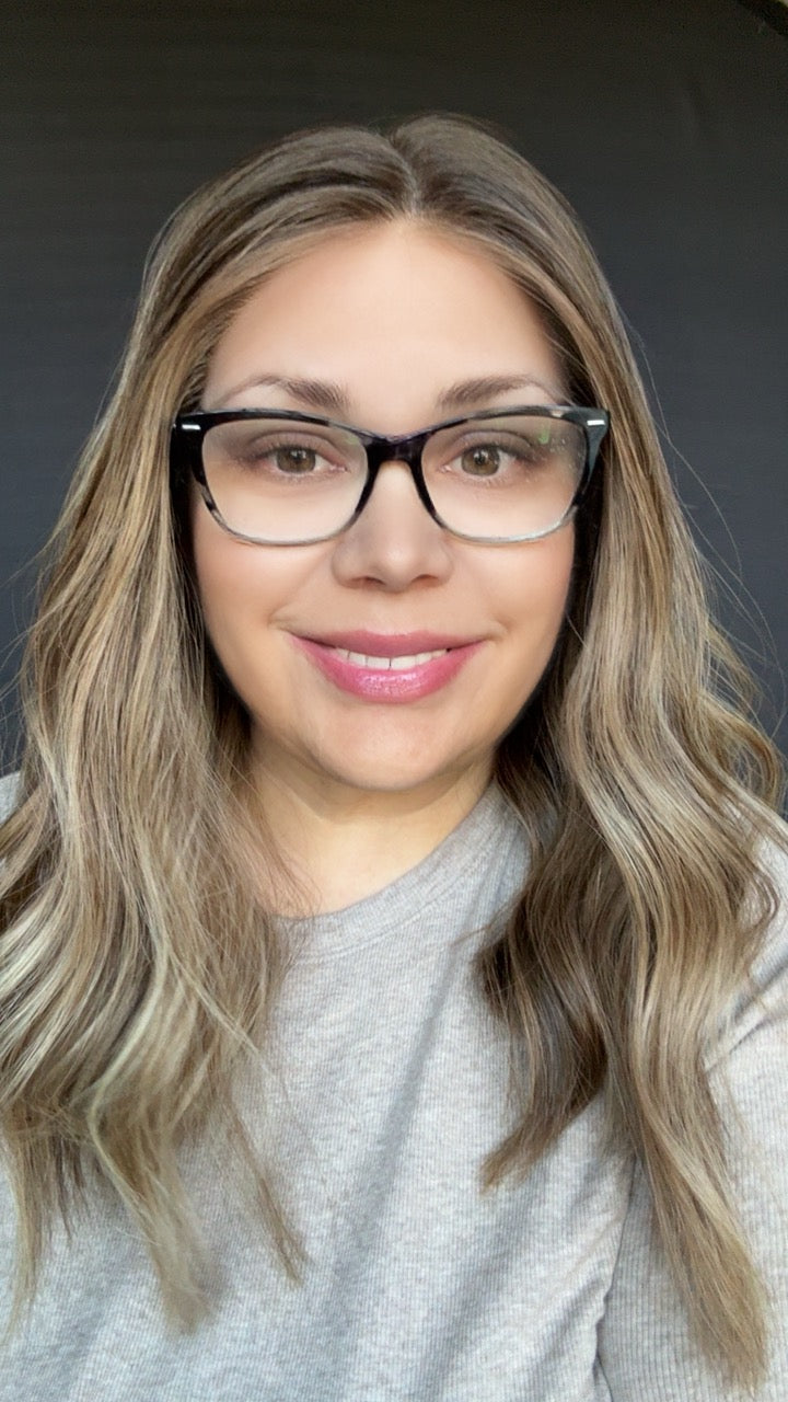 Hailey Small Lace Top Wig -The Fine Collection